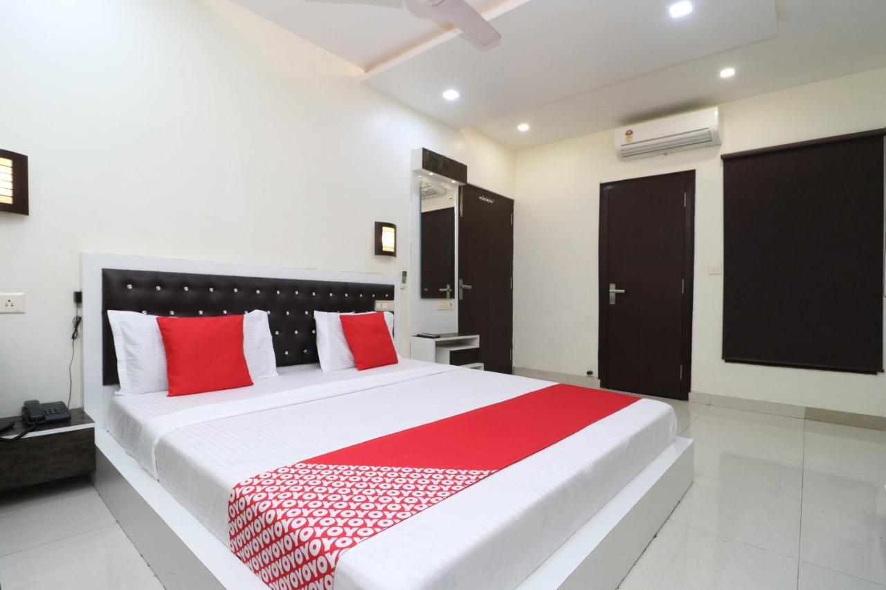 Oyo 29637 Hotel Kakkar Лудхиана Экстерьер фото