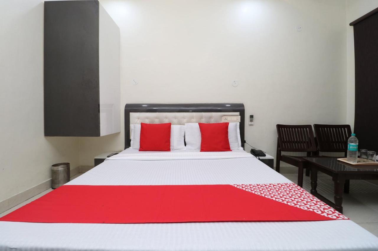 Oyo 29637 Hotel Kakkar Лудхиана Экстерьер фото